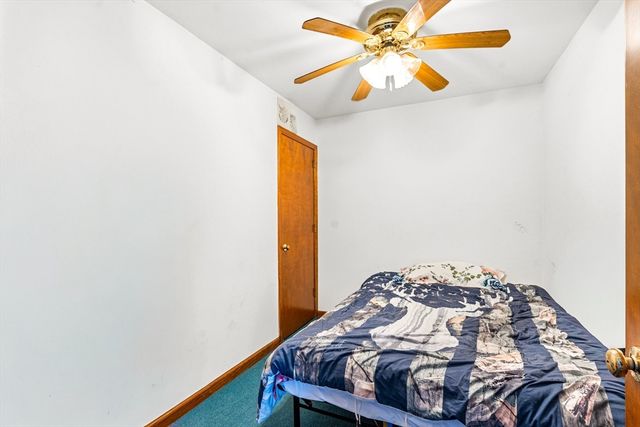 27 West St, Montague, MA 01351