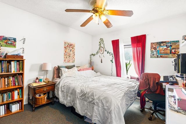 27 West St, Montague, MA 01351