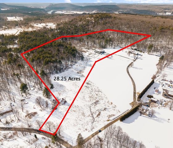 27 West St, Montague, MA 01351