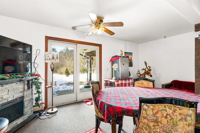 27 West St, Montague, MA 01351