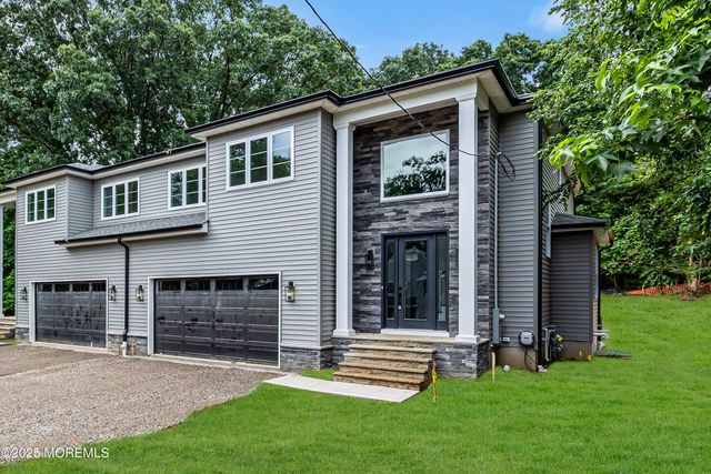 21 Pension Hill Road 1, Englishtown, NJ 07726