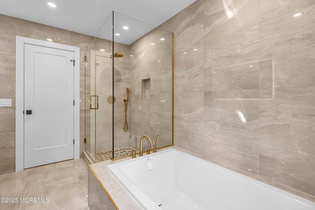 21 Pension Hill Road 1, Englishtown, NJ 07726