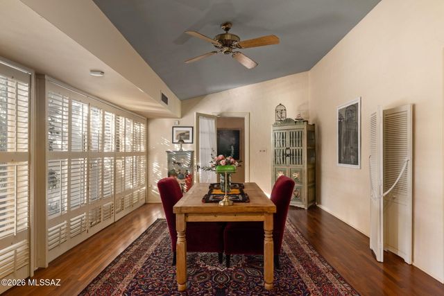 40 E Plaza Del Encanto, Tucson, AZ 85716