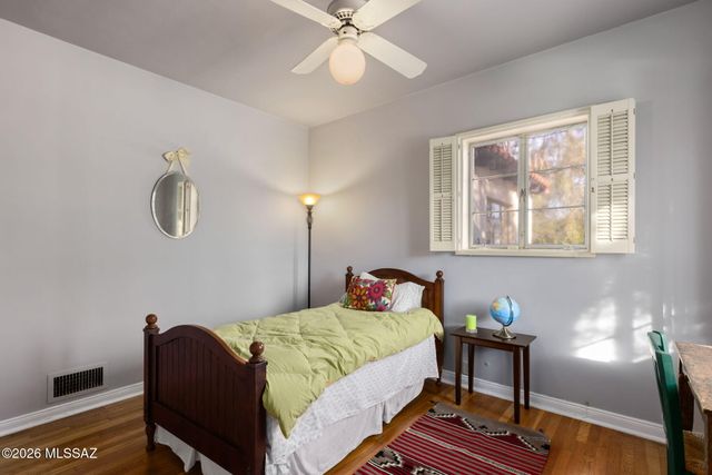 40 E Plaza Del Encanto, Tucson, AZ 85716