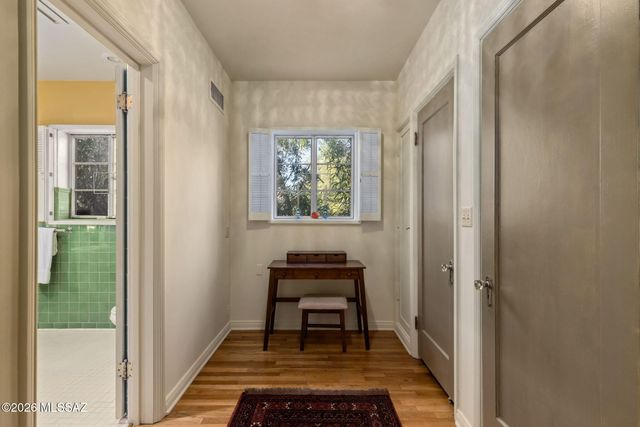 40 E Plaza Del Encanto, Tucson, AZ 85716