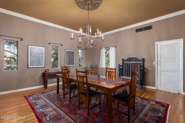 40 E Plaza Del Encanto, Tucson, AZ 85716