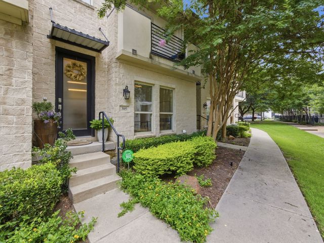 7333 Valley View Lane 305, Dallas, TX 75240