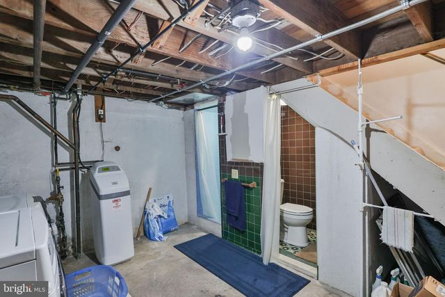 1205 PENNSYLVANIA AVE, Emmaus, PA 18049