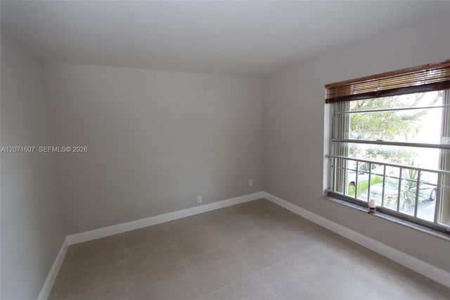 8005 Lake Drive 212, Doral, FL 33166