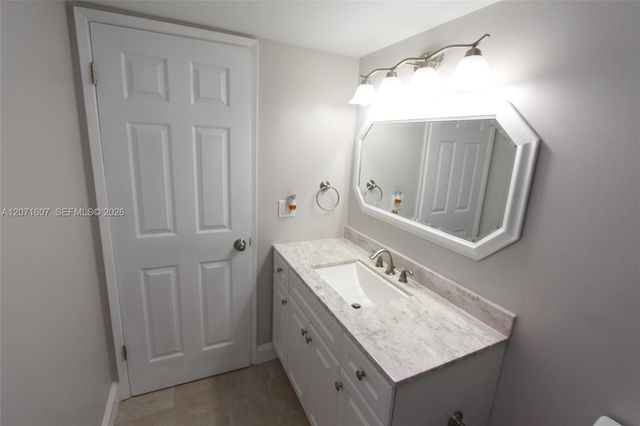 8005 Lake Drive 212, Doral, FL 33166