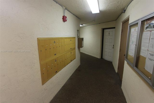 8005 Lake Drive 212, Doral, FL 33166