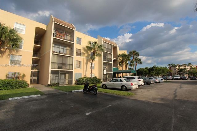 8005 Lake Drive 212, Doral, FL 33166