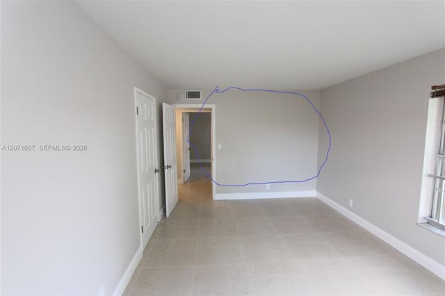 8005 Lake Drive 212, Doral, FL 33166