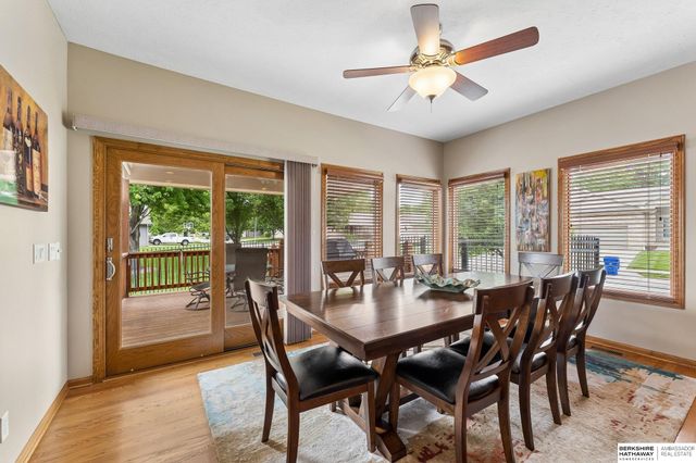 7419 S 94th Street, La Vista, NE 68128