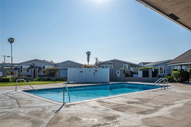 8681 Katella Avenue 861, Stanton, CA 90680