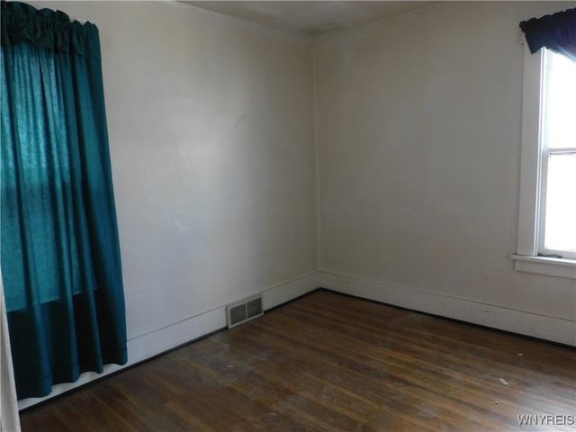 118 Remington Pl, Buffalo, NY 14210