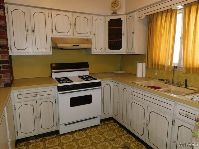 118 Remington Pl, Buffalo, NY 14210