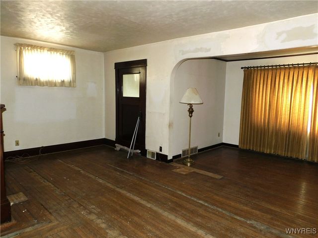 118 Remington Pl, Buffalo, NY 14210