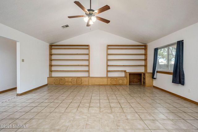 755 Suzanne Avenue, Las Cruces, NM 88005