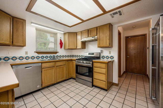 755 Suzanne Avenue, Las Cruces, NM 88005