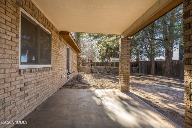 755 Suzanne Avenue, Las Cruces, NM 88005