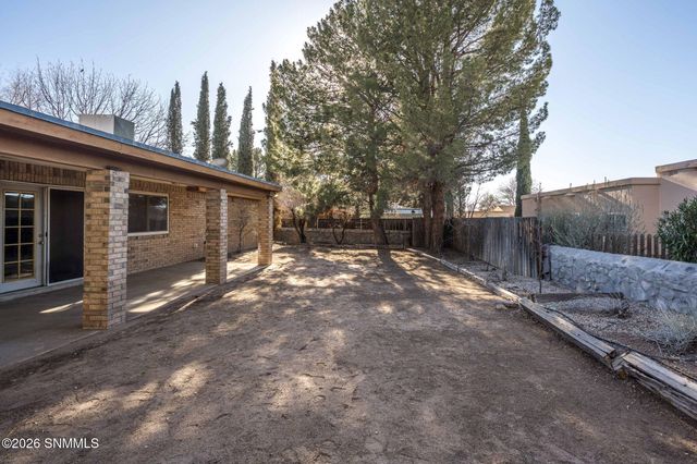 755 Suzanne Avenue, Las Cruces, NM 88005
