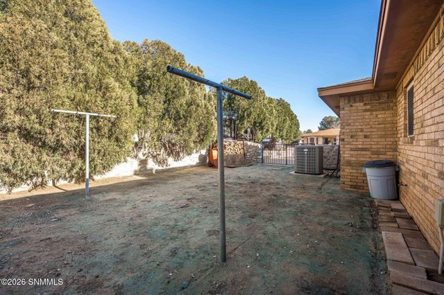 755 Suzanne Avenue, Las Cruces, NM 88005