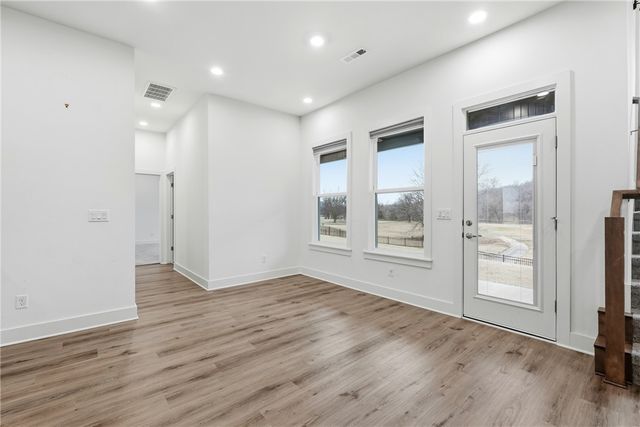 2521 Fairway Circle, Pea Ridge, AR 72751