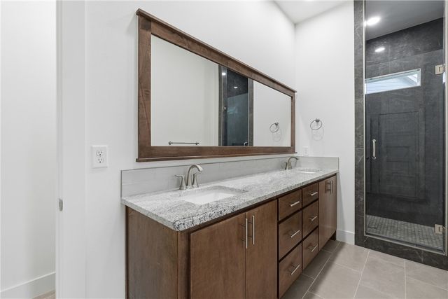 2521 Fairway Circle, Pea Ridge, AR 72751