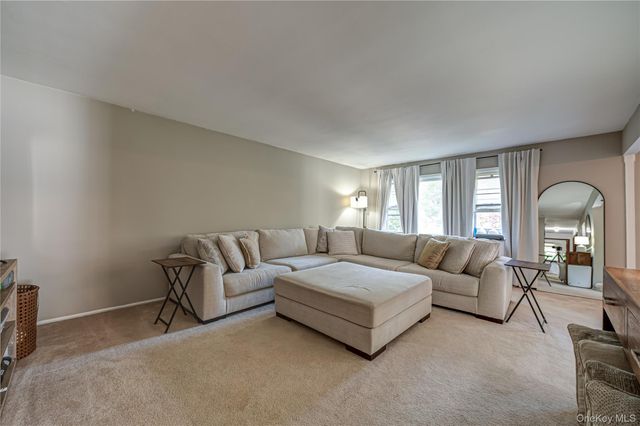 146 Carley Avenue, Huntington, NY 11743
