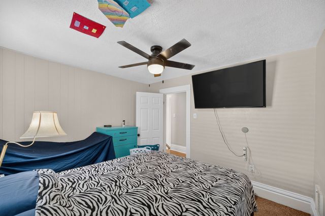 1617 E Walnut Street, Des Moines, IA 50316