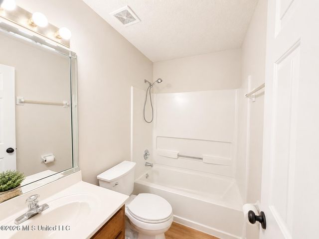 9015 Ontario Drive, Olive Branch, MS 38654