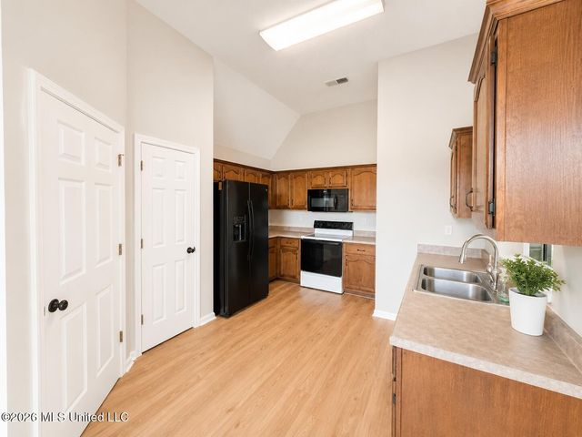 9015 Ontario Drive, Olive Branch, MS 38654