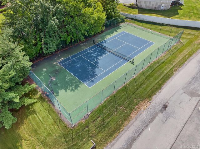8 Laudaten Way, Warwick, NY 10990