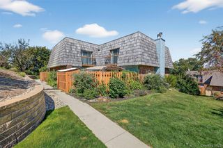 8 Laudaten Way, Warwick, NY 10990