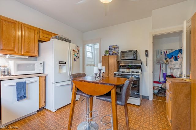 105 Westwood Avenue, Akron, OH 44302