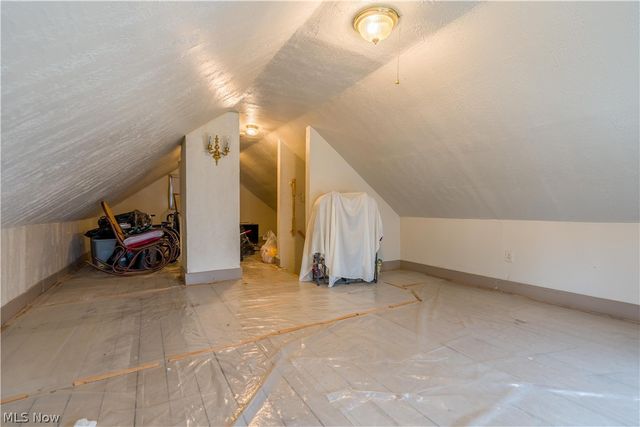 105 Westwood Avenue, Akron, OH 44302