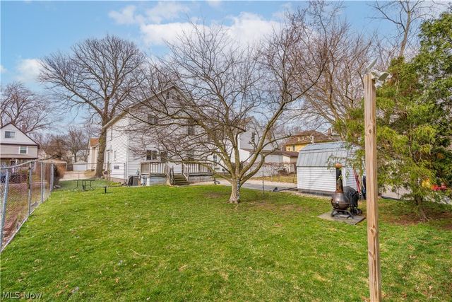 105 Westwood Avenue, Akron, OH 44302