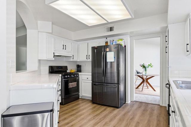 39082 Via Las Quintas, Murrieta, CA 92562