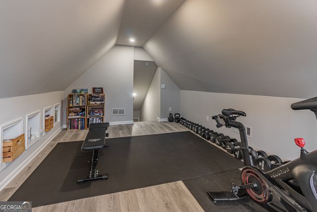 6348 Wilmington Way, Flowery Branch, GA 30542