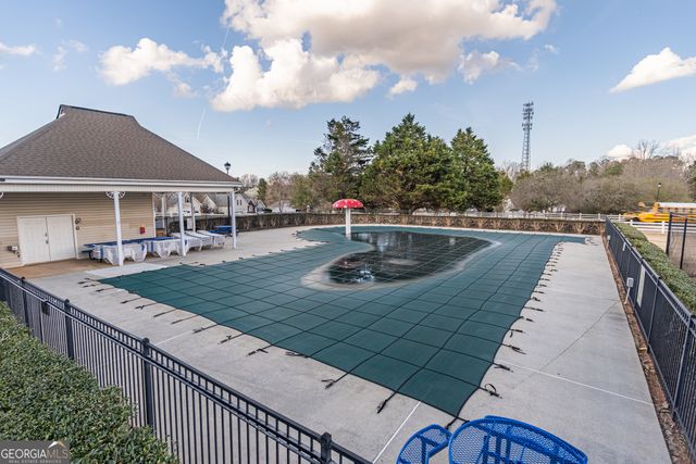 6348 Wilmington Way, Flowery Branch, GA 30542