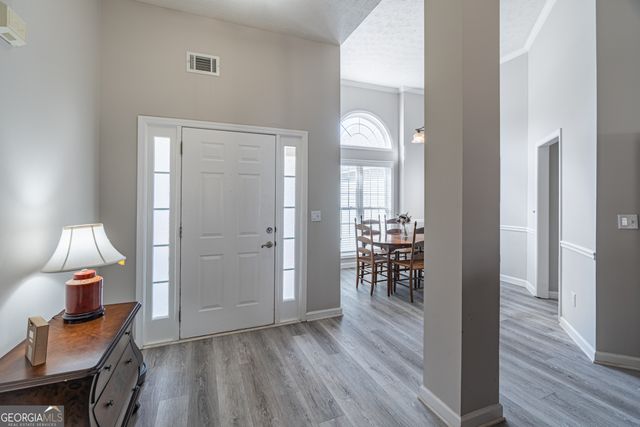 6348 Wilmington Way, Flowery Branch, GA 30542