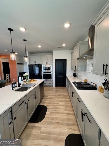 115 Camdale Court, Mcdonough, GA 30252