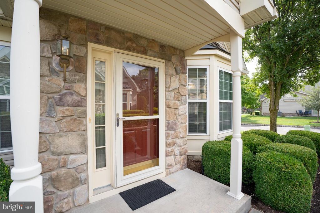 126 FAIRWAY DR #141, WARMINSTER, PA 18974 — photo 2