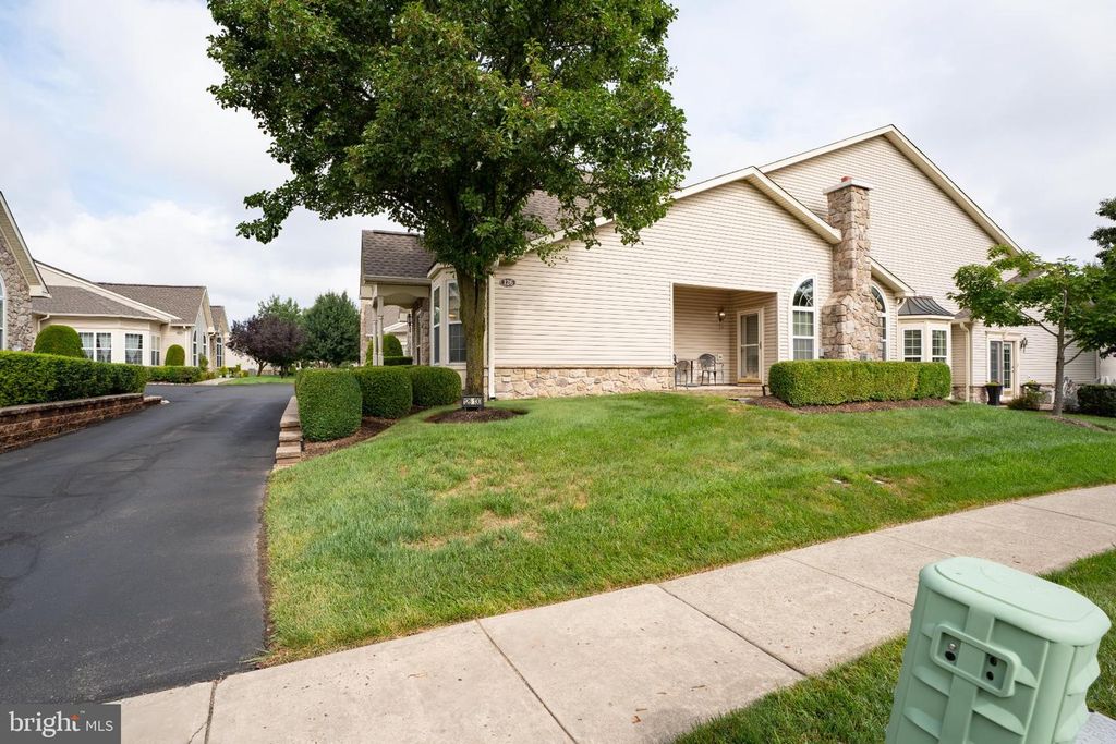 126 FAIRWAY DR #141, WARMINSTER, PA 18974 — photo 3