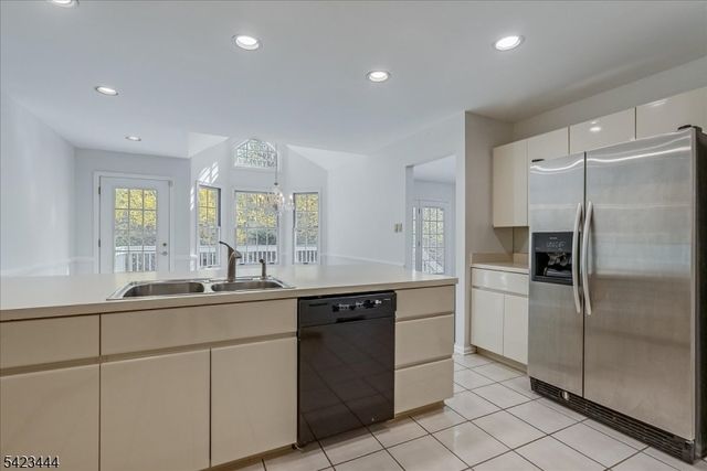 126 Worcester Dr, Wayne Twp., NJ 07470