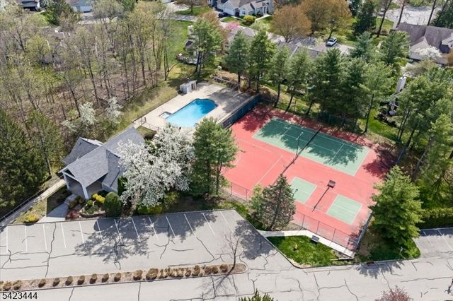126 Worcester Dr, Wayne Twp., NJ 07470