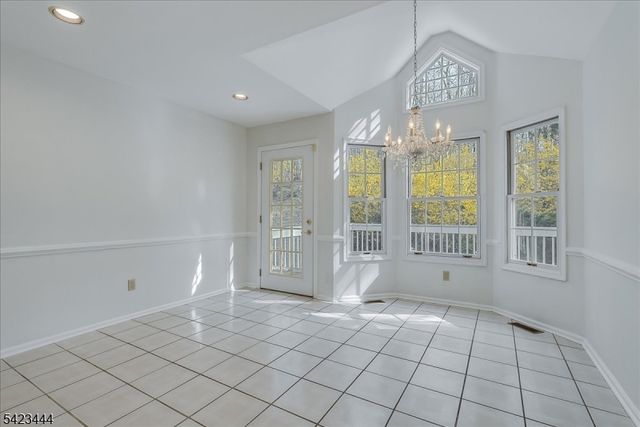 126 Worcester Dr, Wayne Twp., NJ 07470