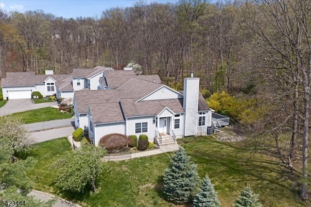 126 Worcester Dr, Wayne Twp., NJ 07470
