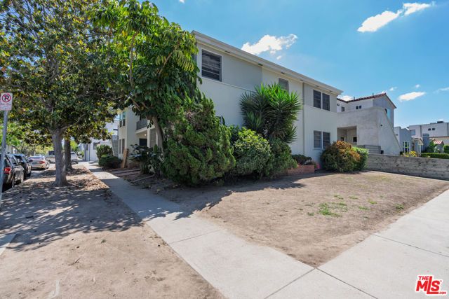 5076 Pickford Street, Los Angeles, CA 90019
